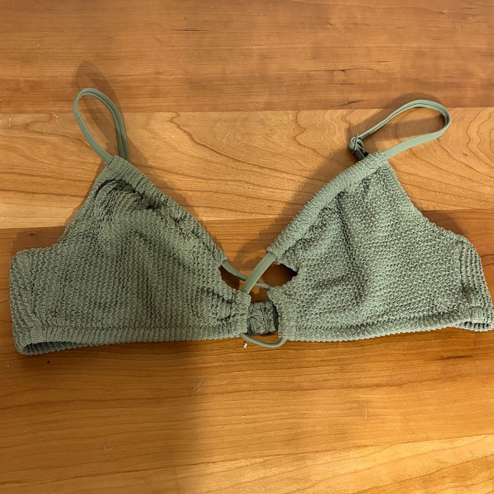 Aerie Real Good Scoop Bikini Top Sage Green Textured Shimmer Medium UPF 50